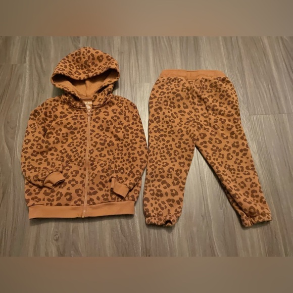 Okie Dokie Leopard Print Kids Hoodie and Joggers Set size 24M - Picture 2 of 6